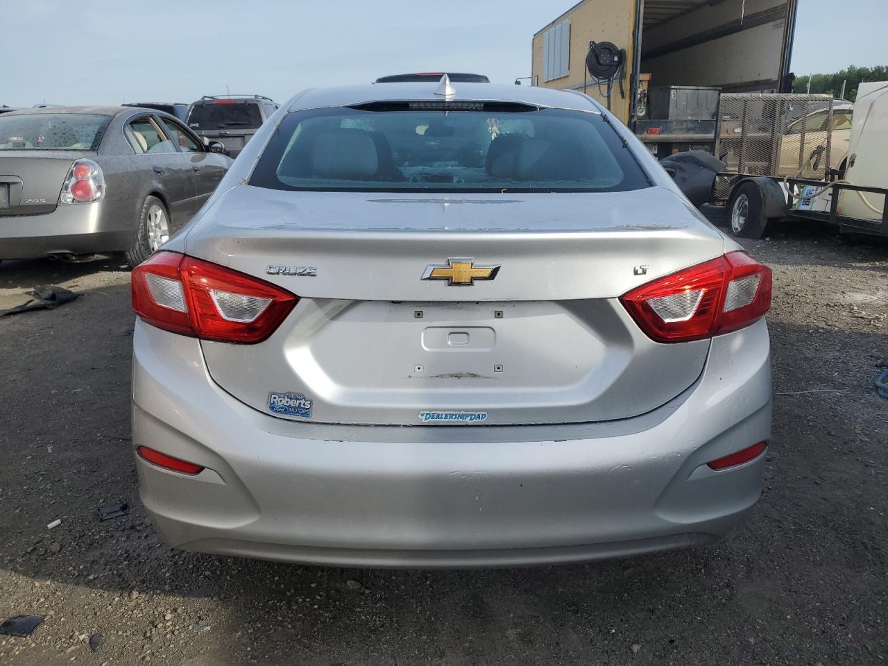2017 CHEVROLET CRUZE LT - Фото 6