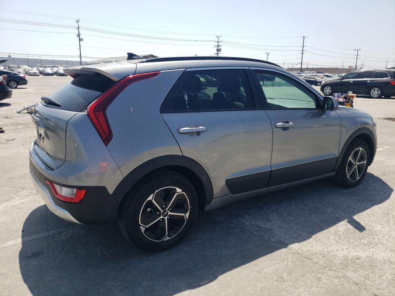 2023 KIA NIRO EX - Image 3