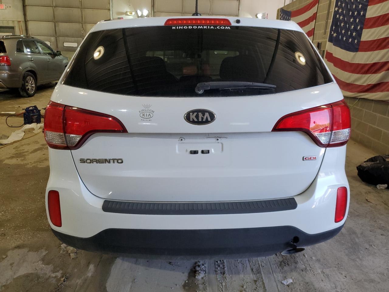 2015 KIA SORENTO LX - Фото 6
