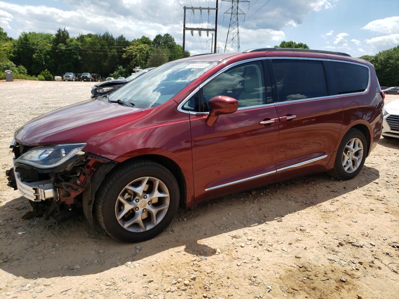 2017 CHRYSLER PACIFICA T
