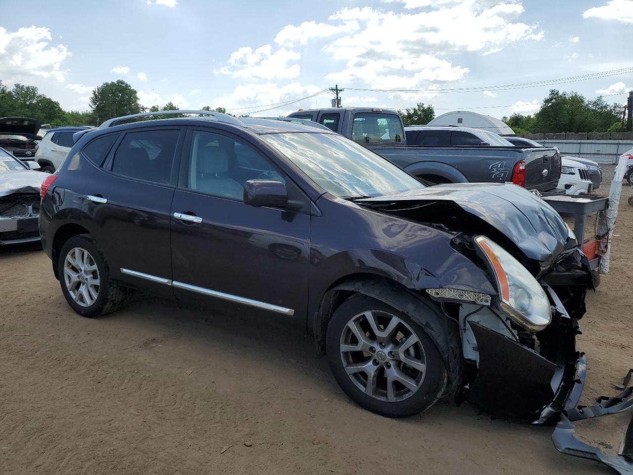 2013 NISSAN ROGUE S - Image 4