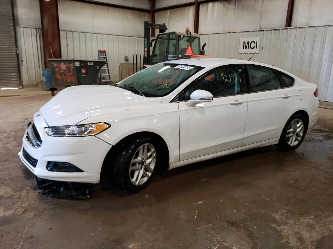 2016 FORD FUSION SE car image