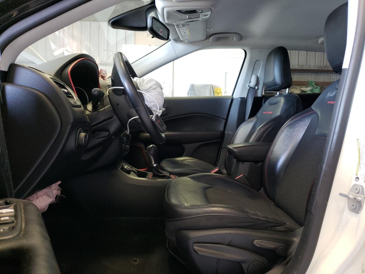 2019 JEEP COMPASS TR - Image 7