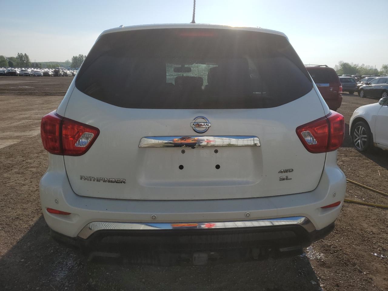 2017 NISSAN PATHFINDER - Image 6