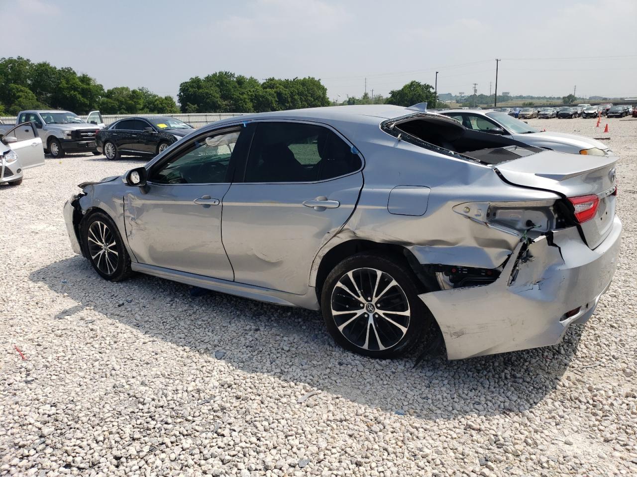 2019 TOYOTA CAMRY L - Image 2