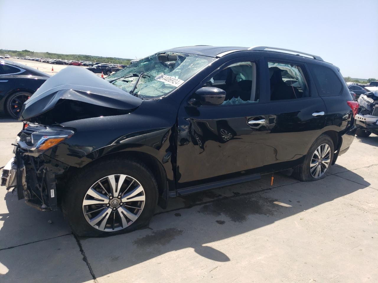 2019 NISSAN PATHFINDER car image