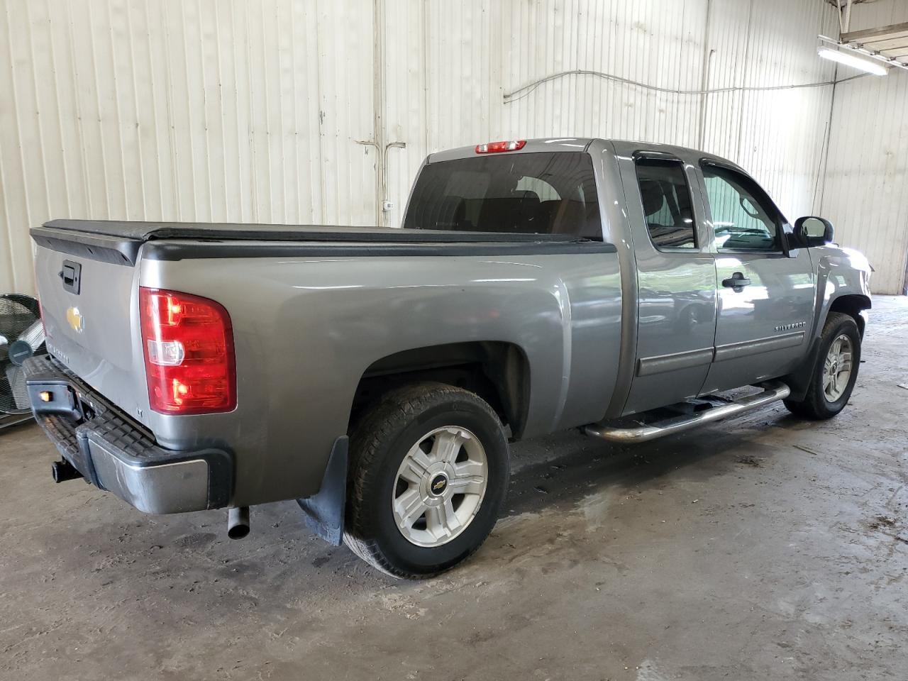 2013 CHEVROLET SILVERADO - Image 3