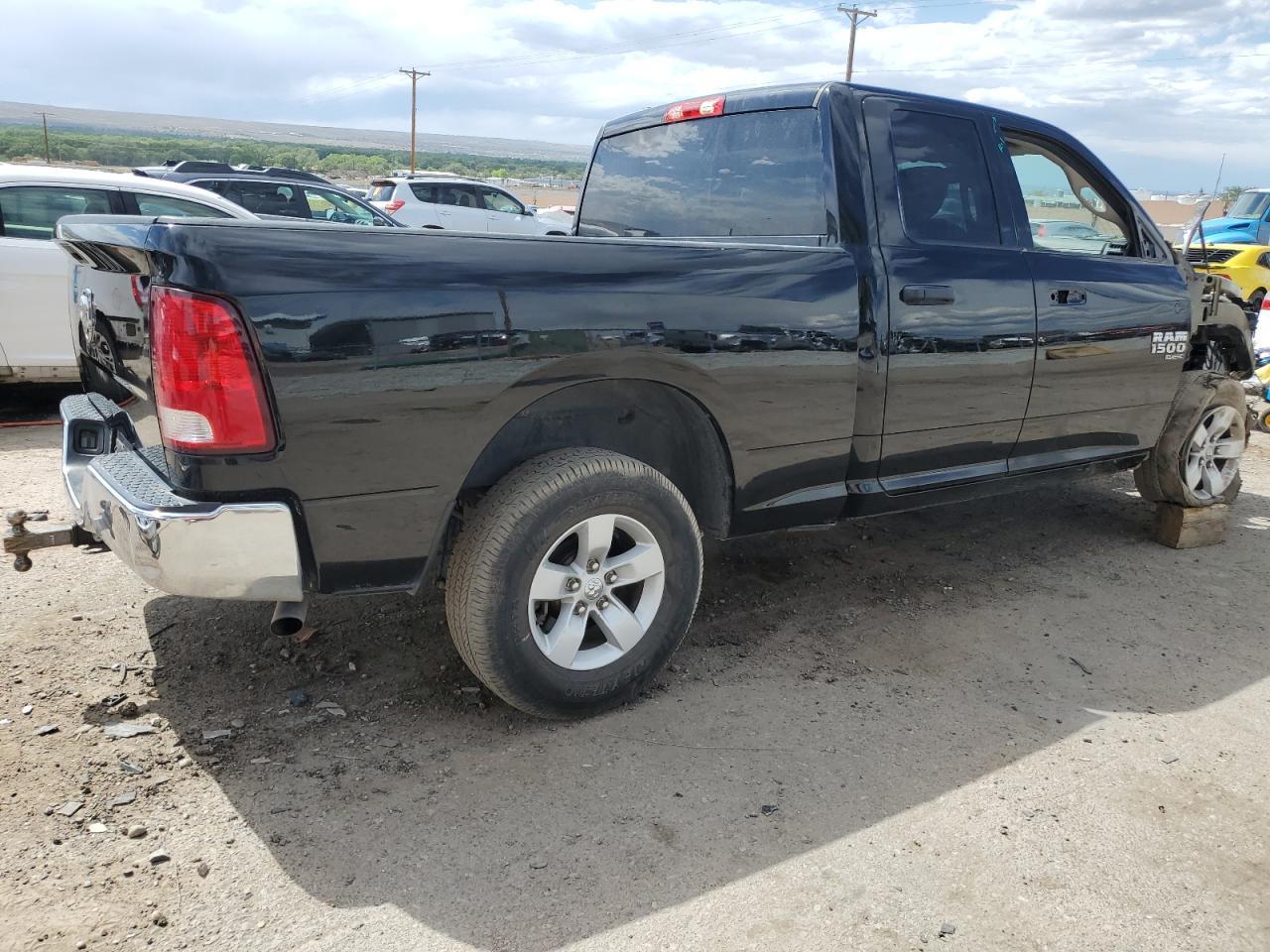 2019 RAM 1500 CLASS - Image 3