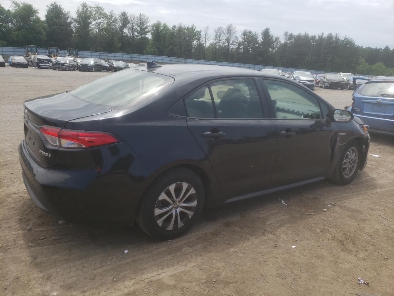 2021 TOYOTA COROLLA LE - Фото 3