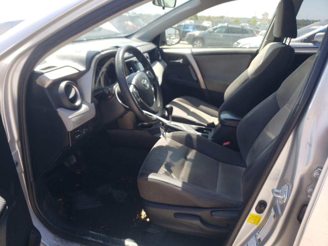 2015 TOYOTA RAV4 XLE - Фото 7