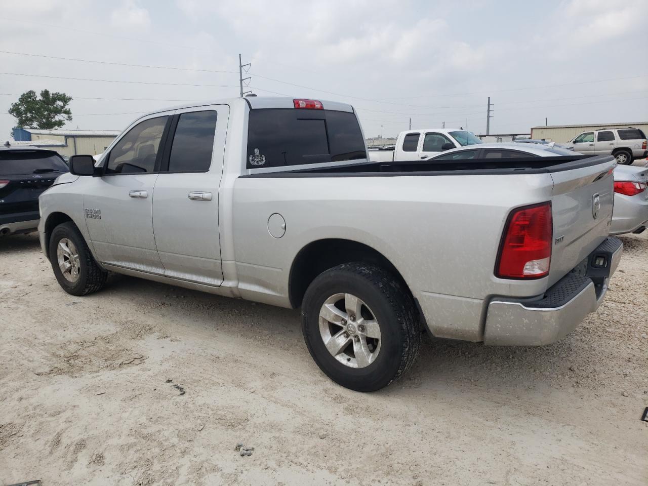 2015 RAM 1500 SLT - Image 2