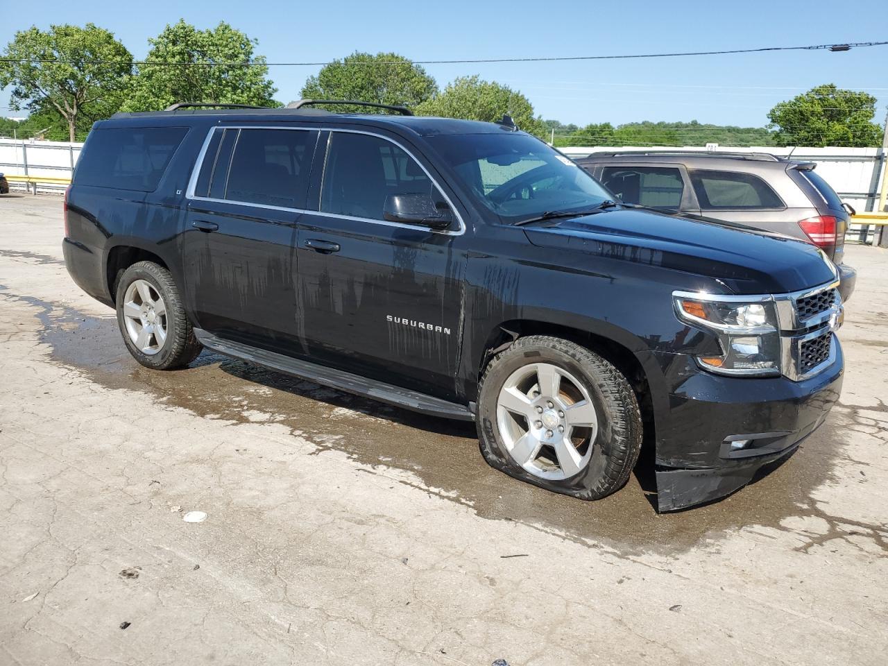 2017 CHEVROLET SUBURBAN K - Фото 4