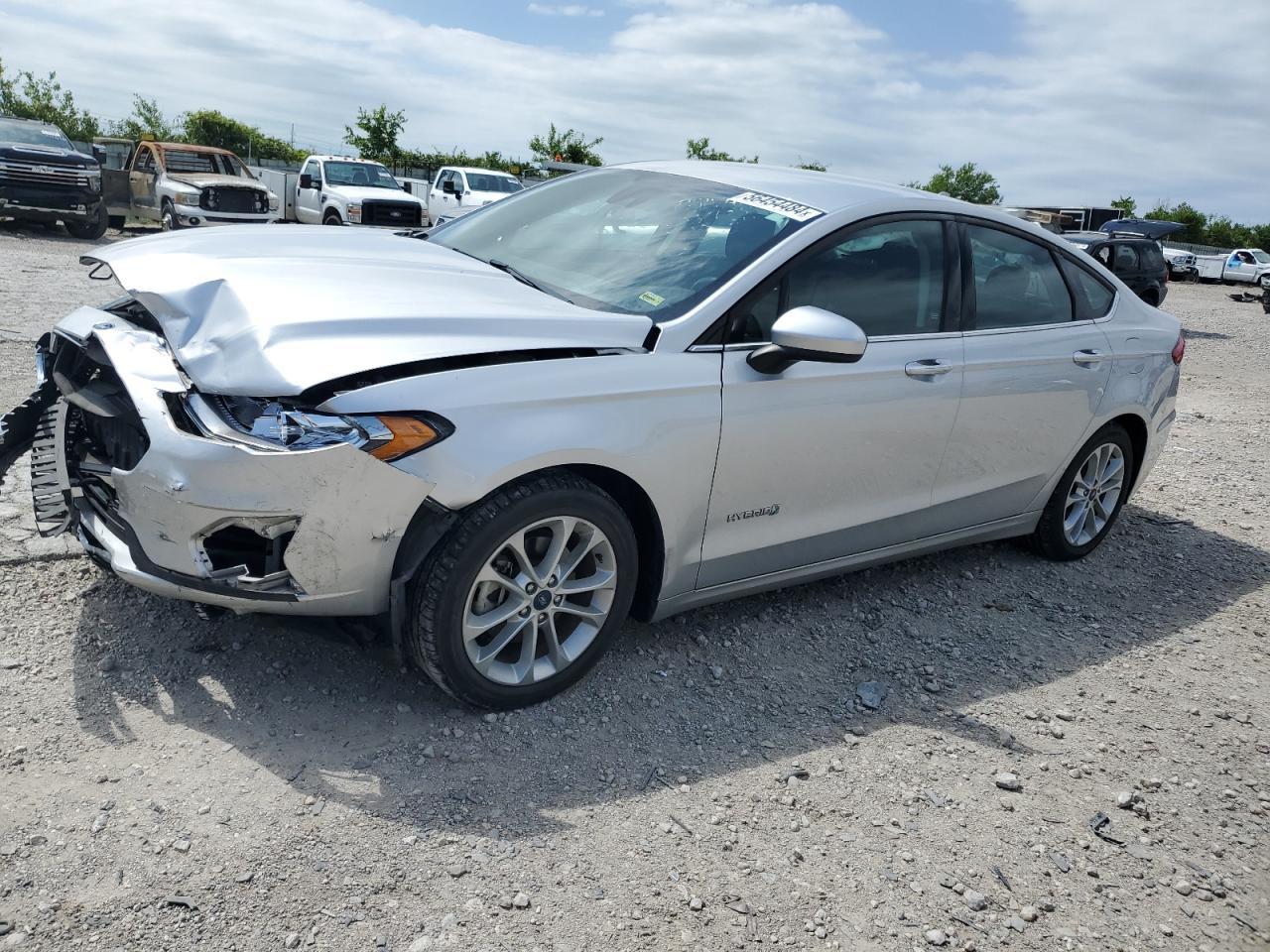 2019 FORD FUSION SE car image