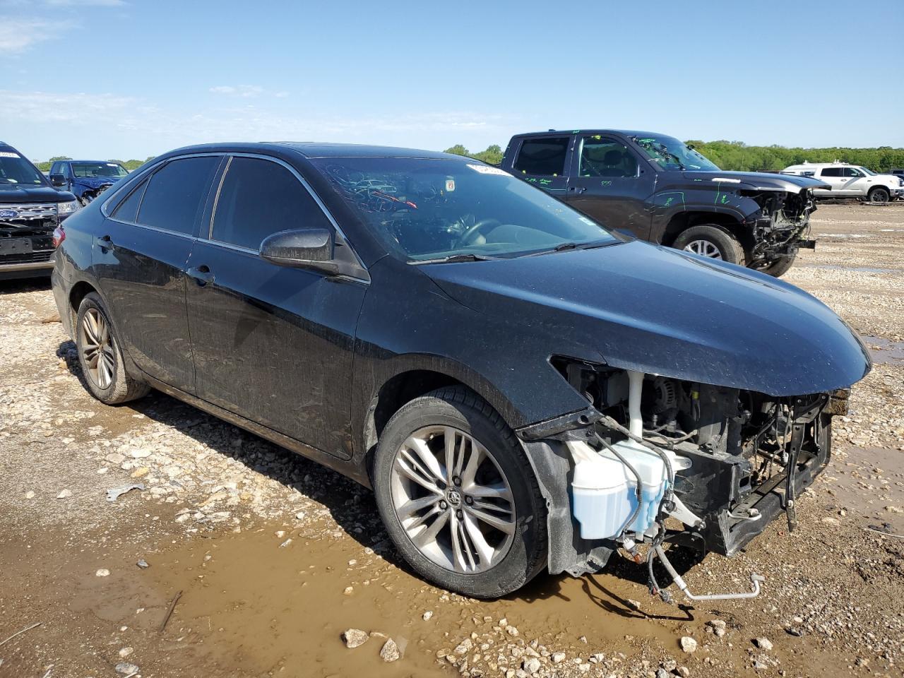 2015 TOYOTA CAMRY LE - Image 4