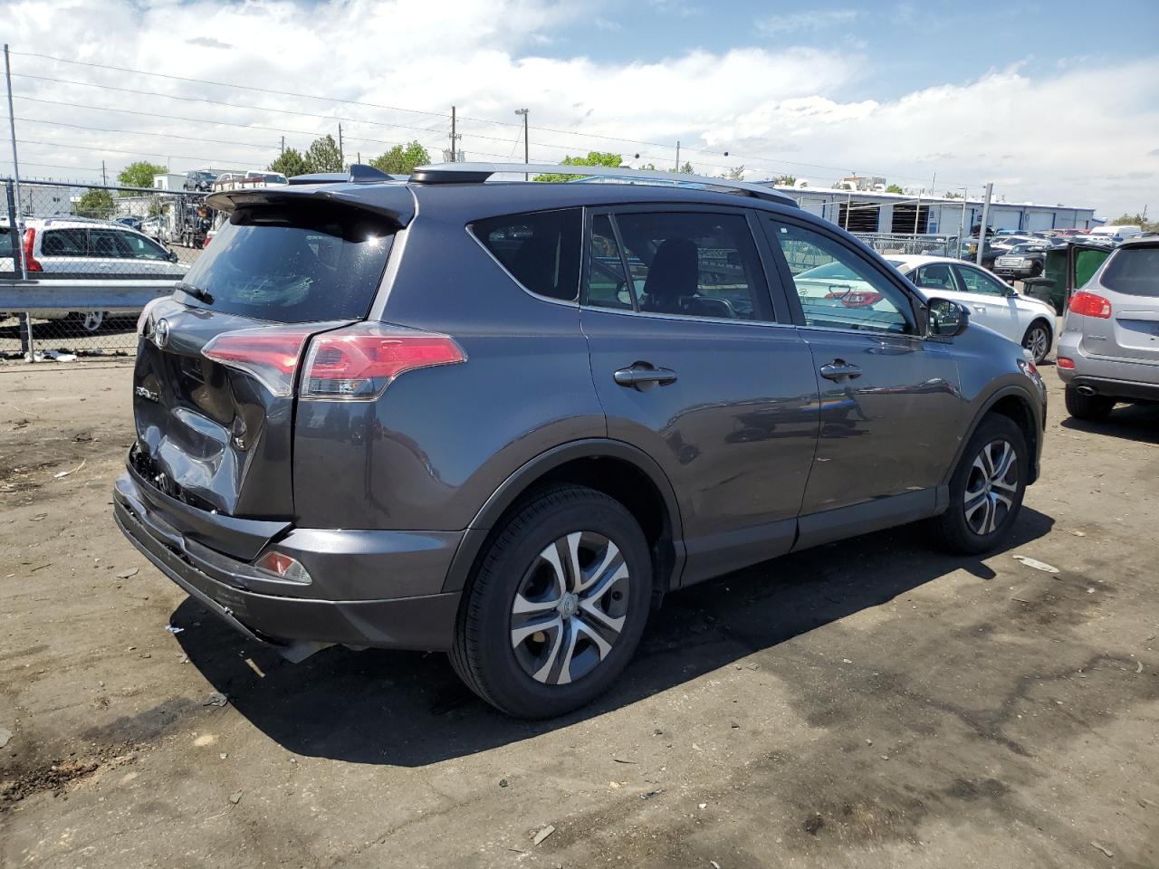 2016 TOYOTA RAV4 LE - Фото 3