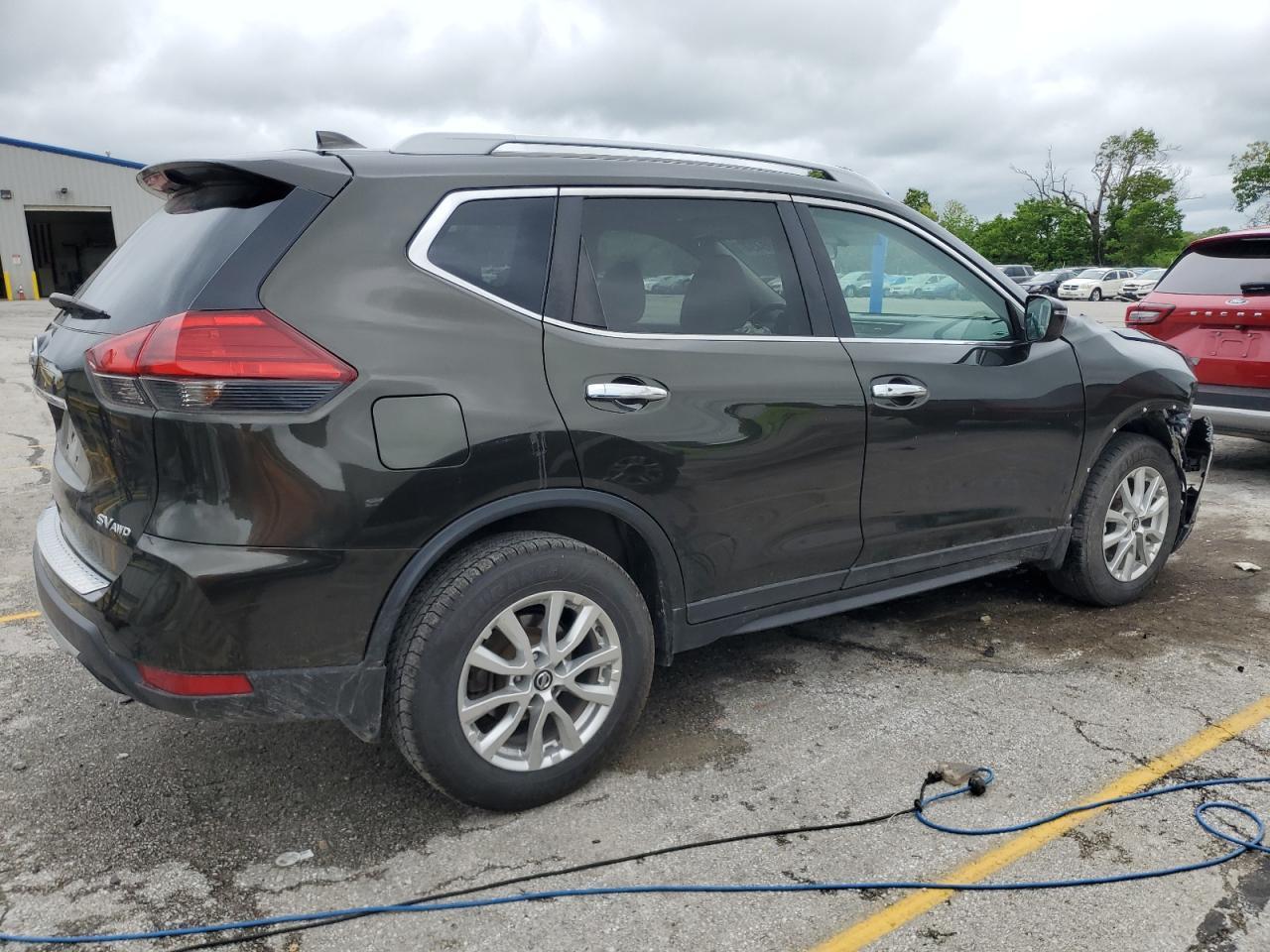 2017 NISSAN ROGUE SV - Image 3