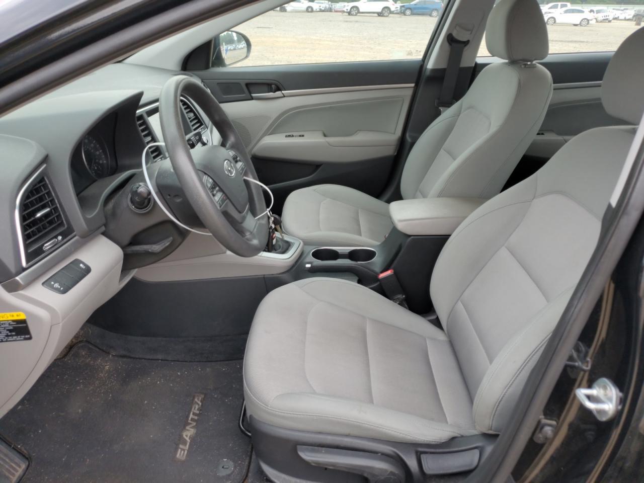 2017 HYUNDAI ELANTRA SE - Image 7