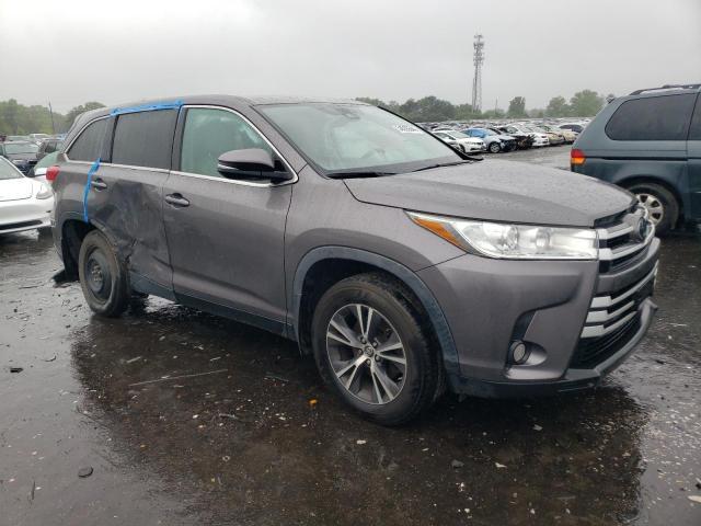 2019 Toyota Highlander Le - Фото 4