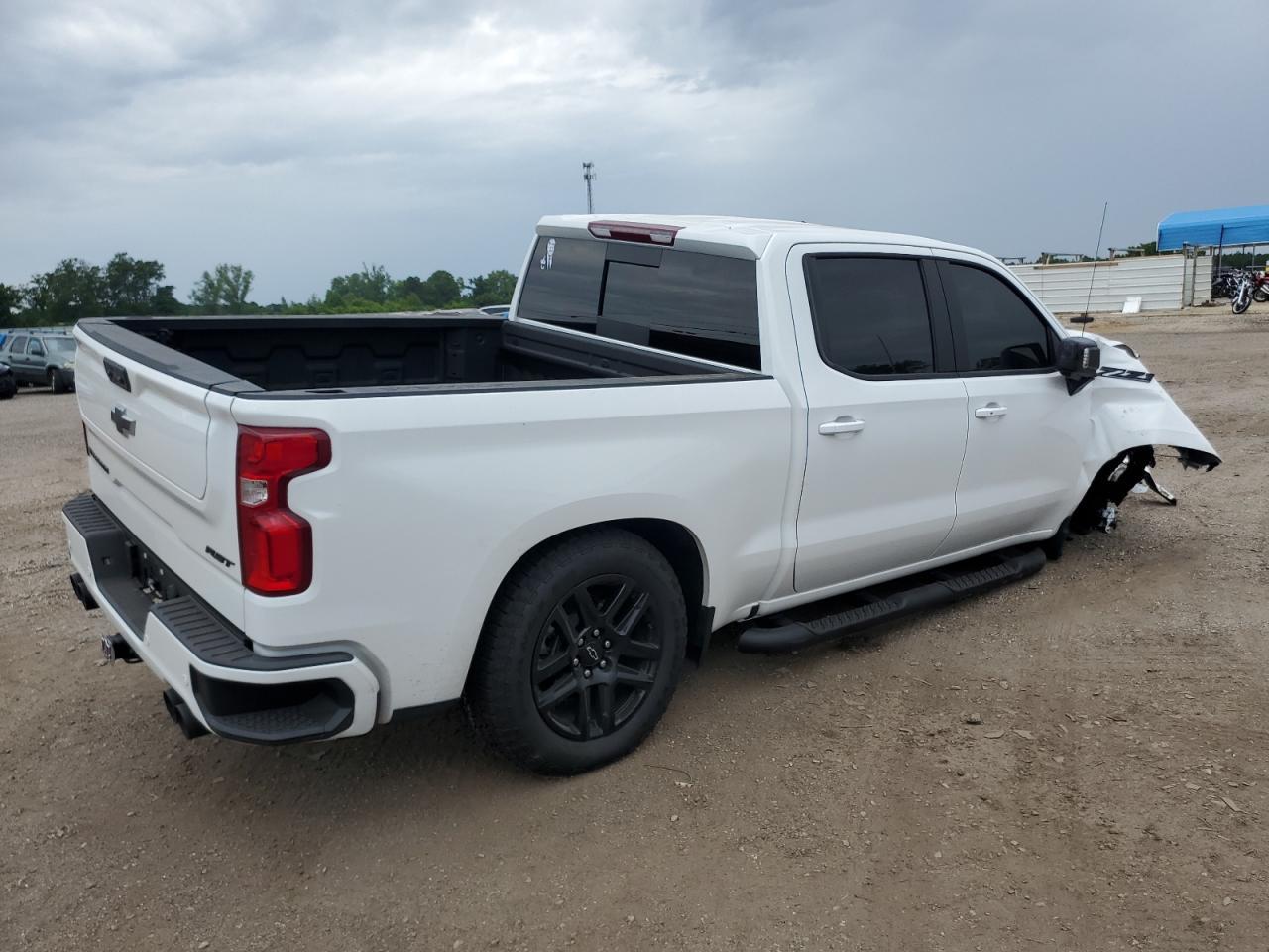 2024 CHEVROLET SILVERADO - Фото 3