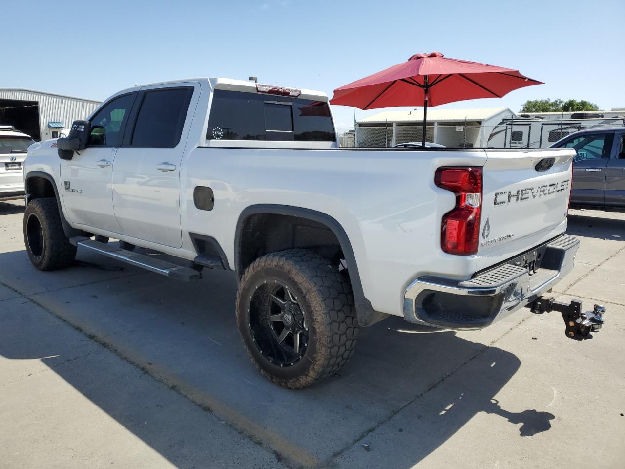 2020 CHEVROLET SILVERADO - Image 2
