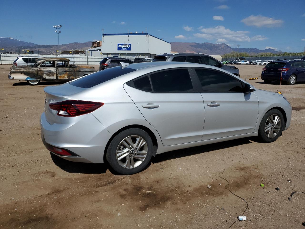 2019 HYUNDAI ELANTRA SE - Image 3