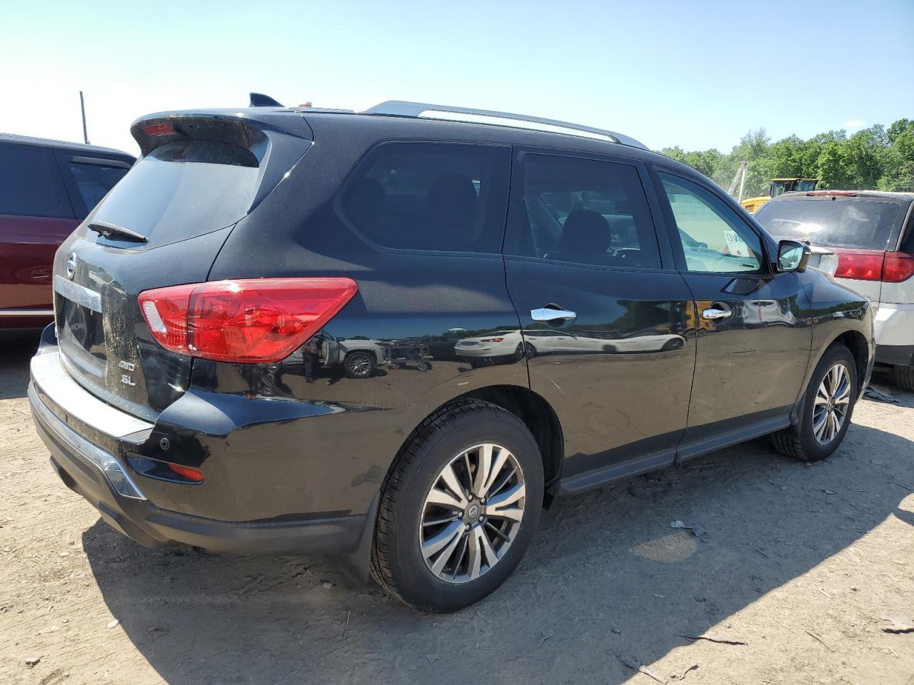 2019 NISSAN PATHFINDER - Фото 3