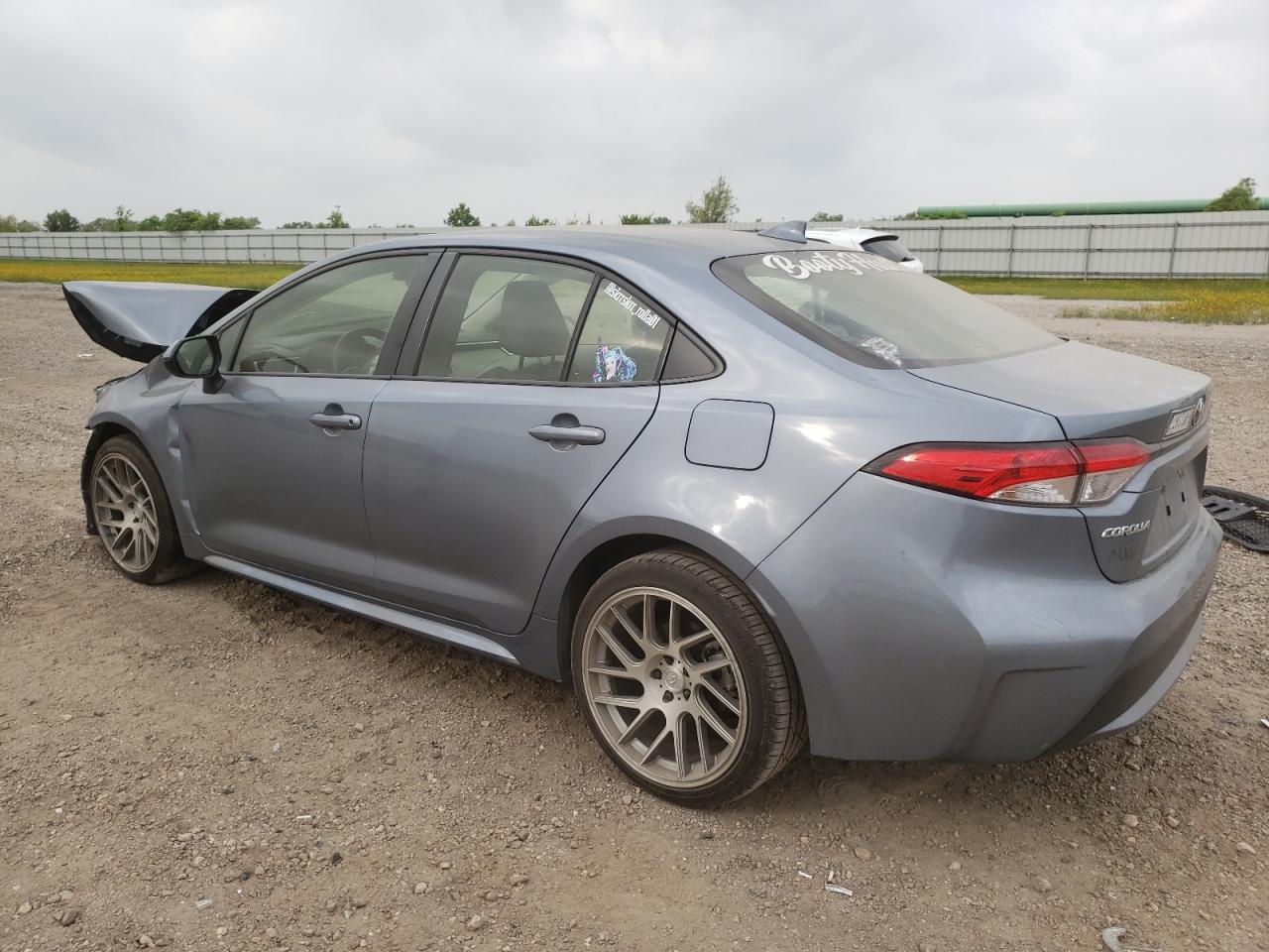 2020 TOYOTA COROLLA LE - Фото 2