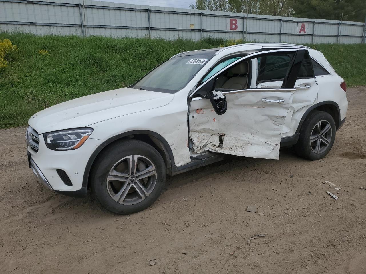 2021 MERCEDES-BENZ GLC 300 car image