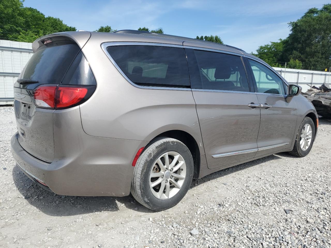 2017 CHRYSLER PACIFICA T - Image 3