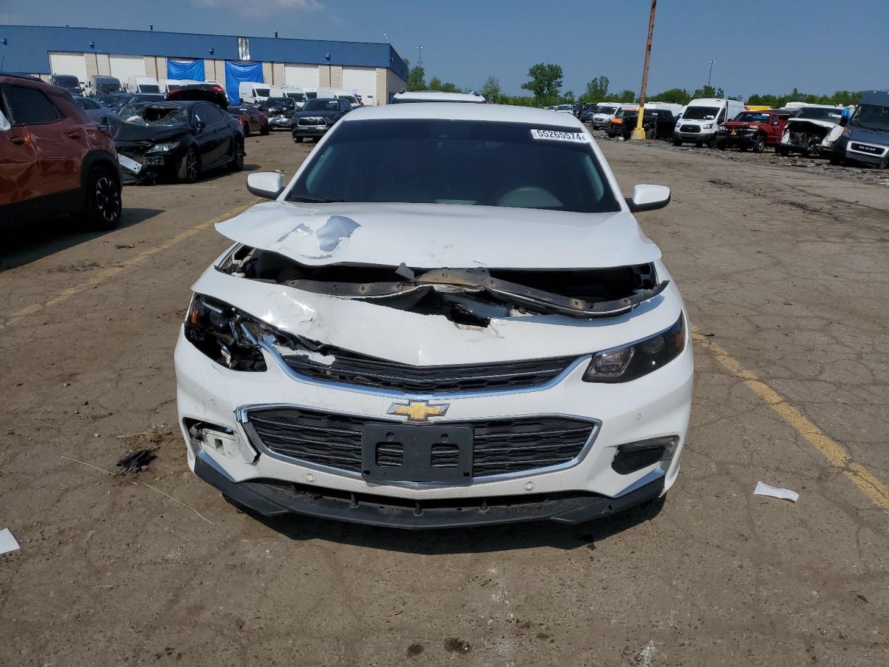 2017 CHEVROLET MALIBU LT - Image 5