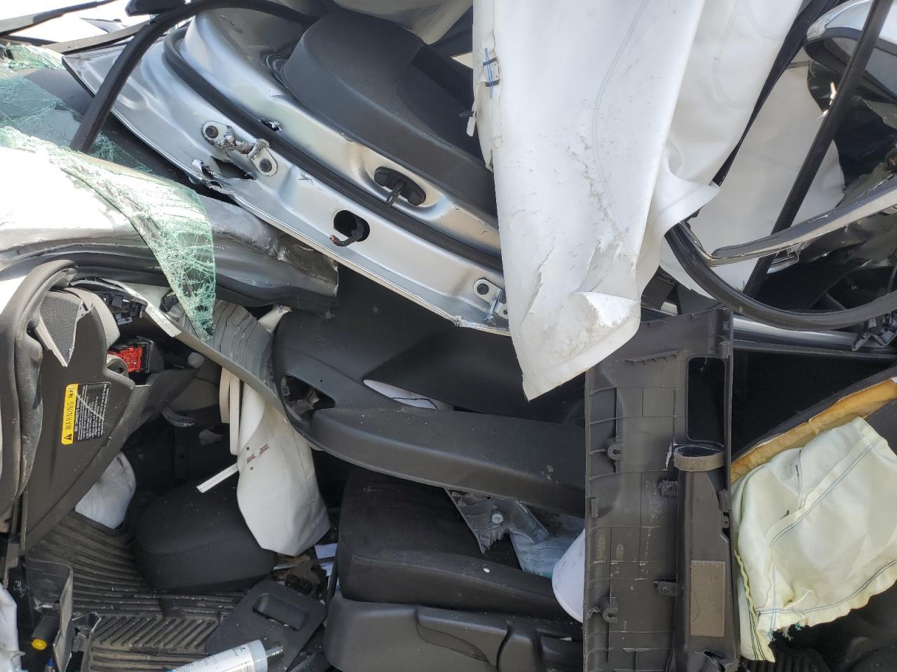 2014 KIA SORENTO LX - Image 7