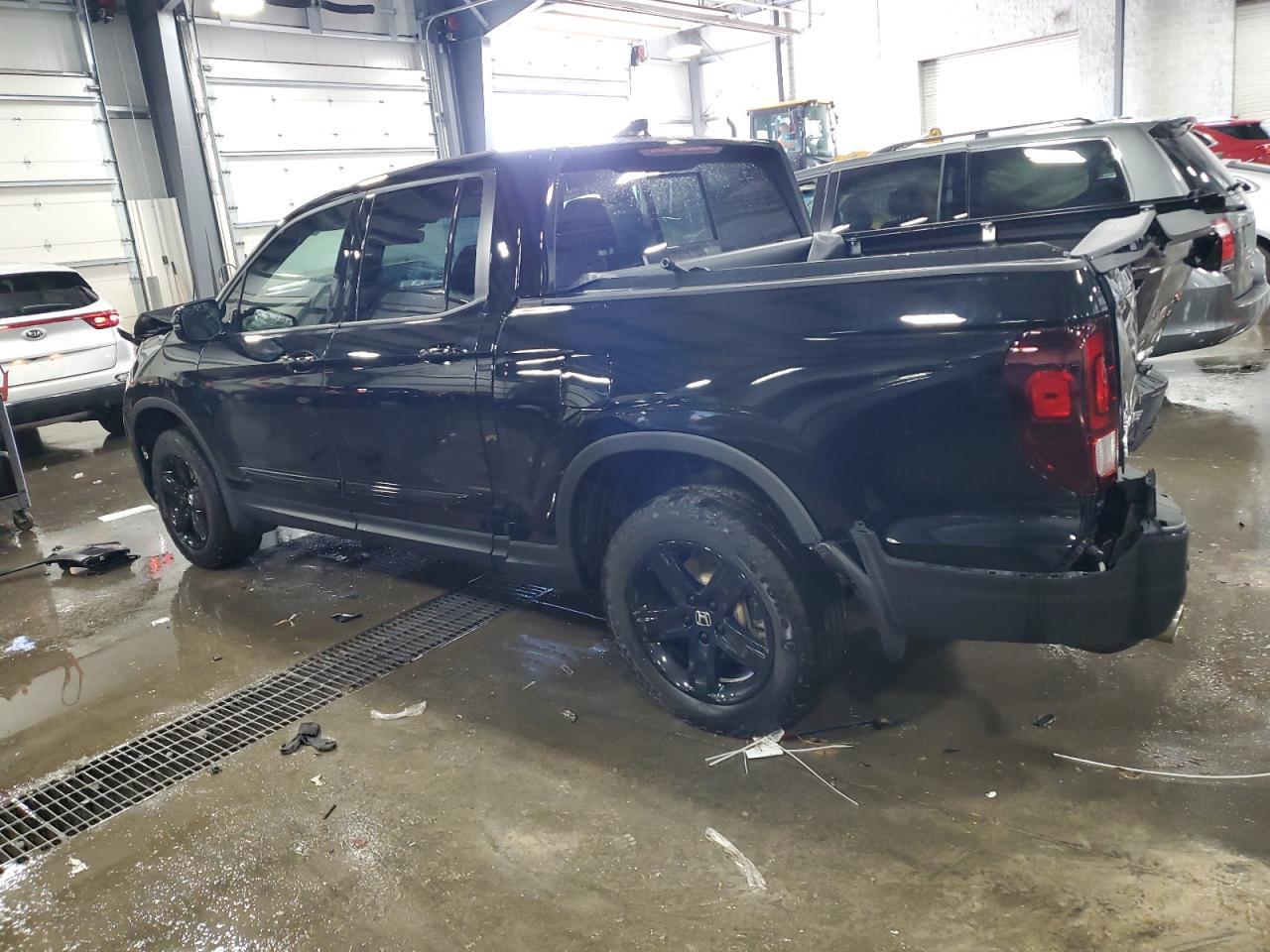 2022 HONDA RIDGELINE - Image 2