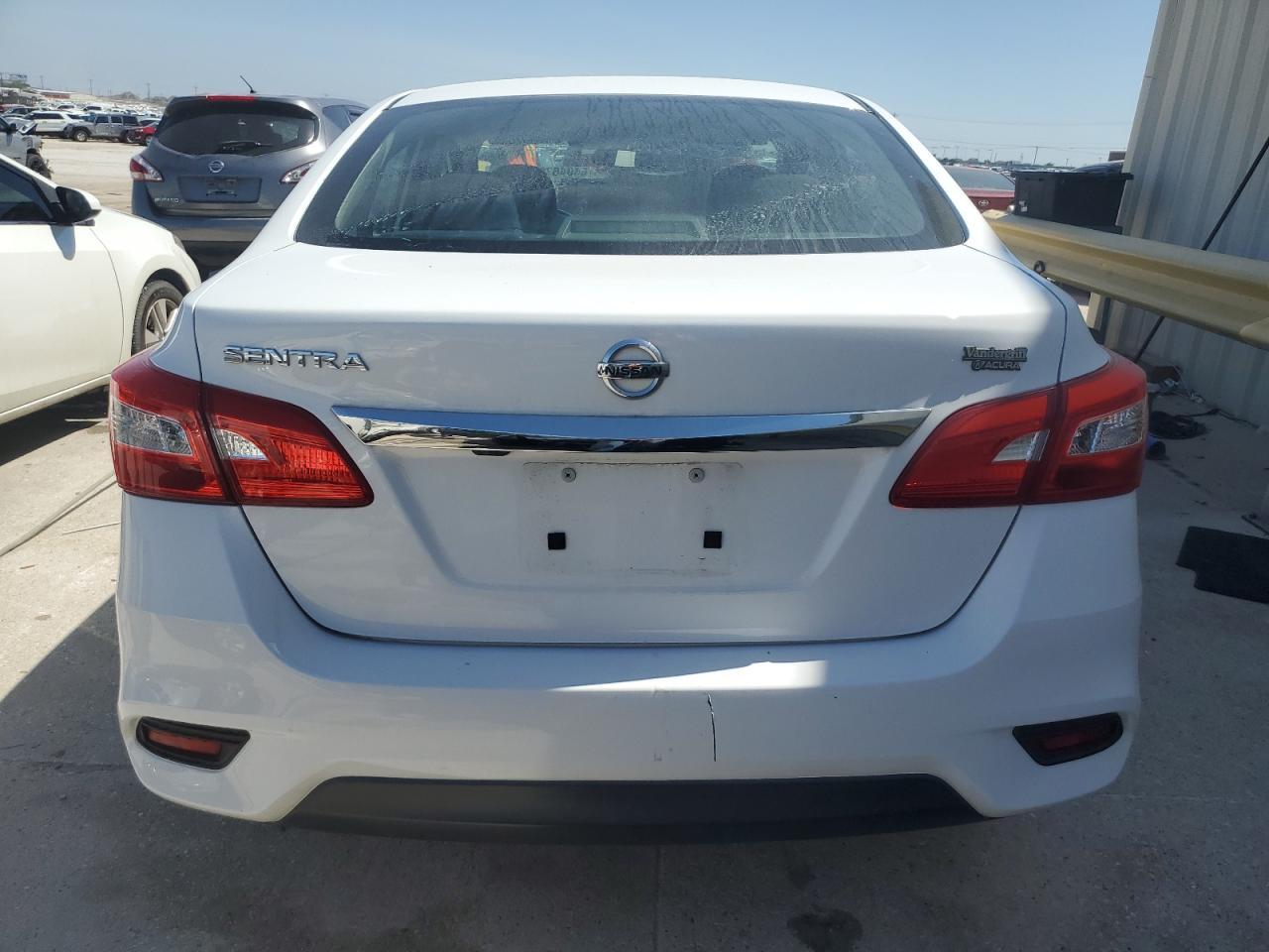 2018 NISSAN SENTRA S - Фото 6
