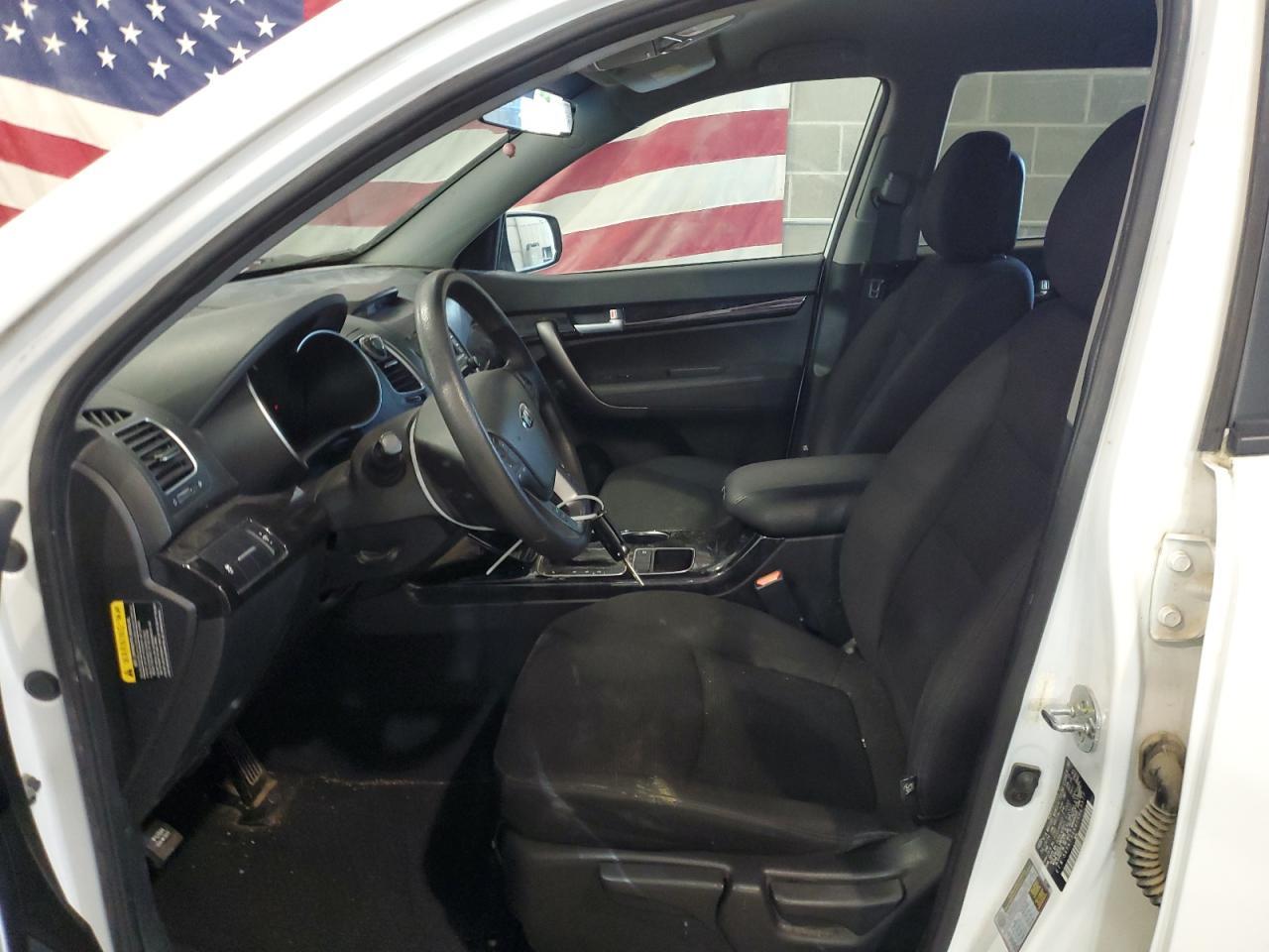2015 KIA SORENTO LX - Фото 7