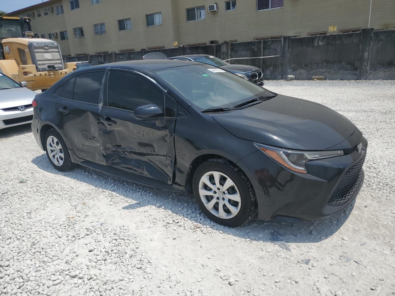 2021 TOYOTA COROLLA LE - Image 4
