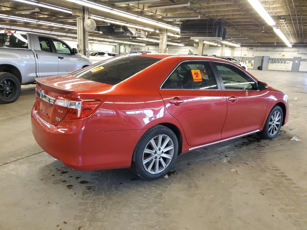 2012 TOYOTA CAMRY HYBR - Image 3