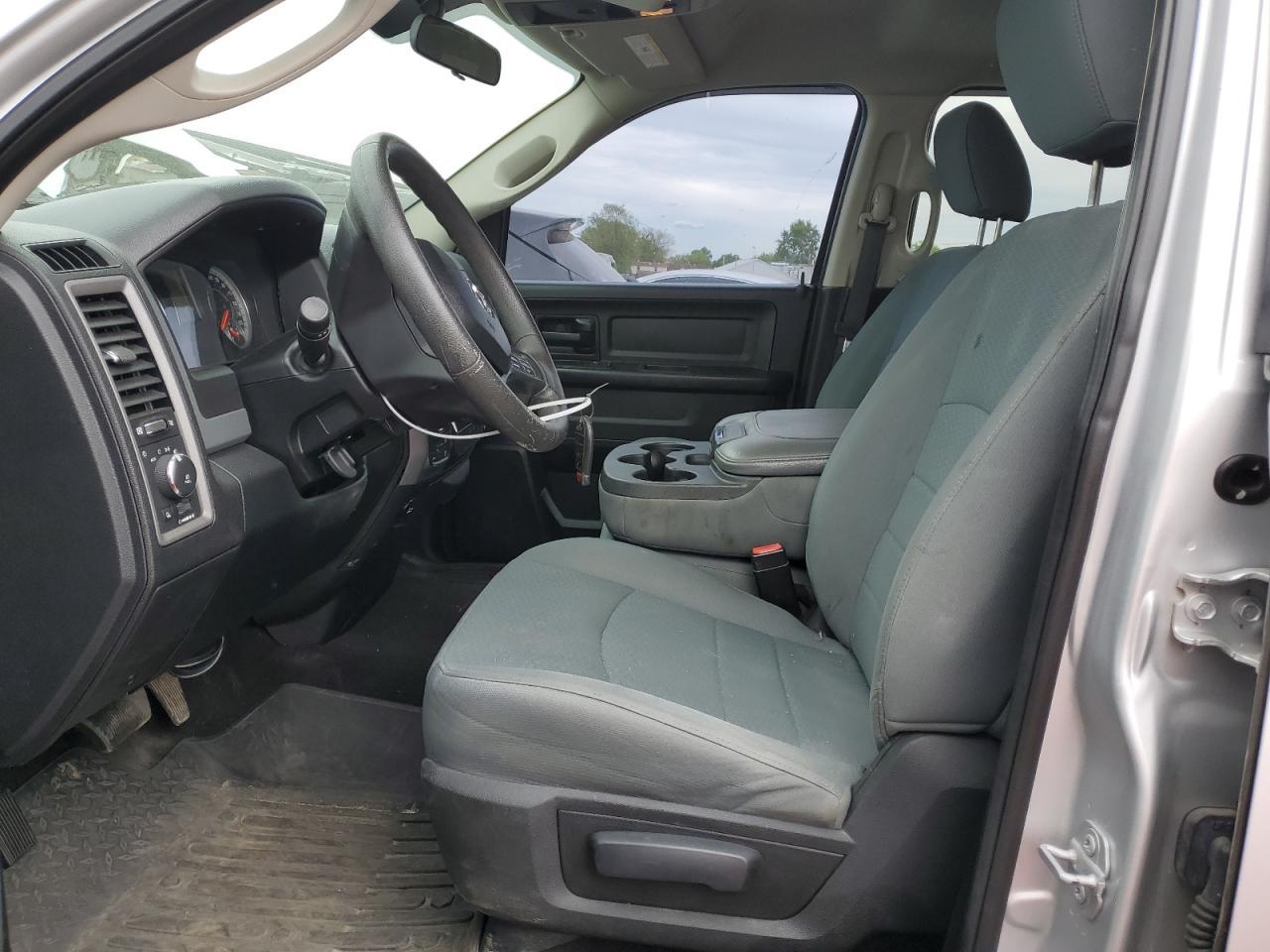 2017 RAM 1500 ST - Фото 7
