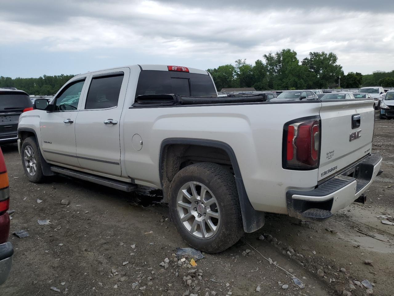 2016 GMC SIERRA K15 - Image 2