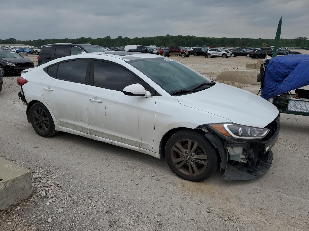 2018 HYUNDAI ELANTRA SE - Фото 4