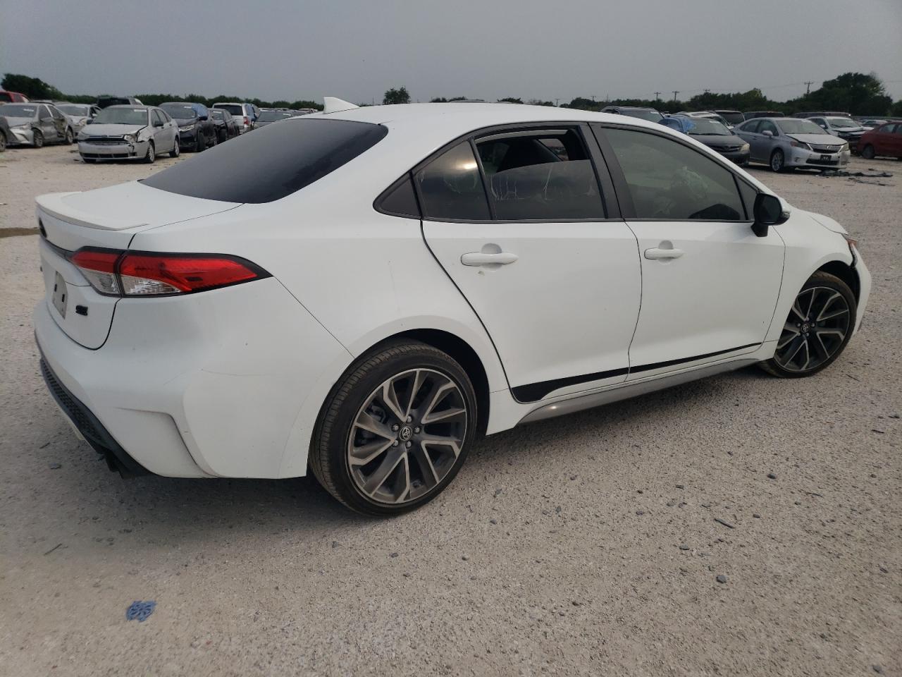 2022 TOYOTA COROLLA SE - Фото 3