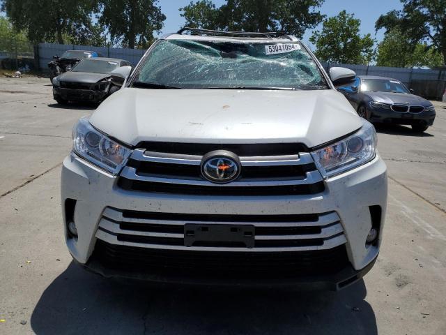 2019 Toyota Highlander Se - Фото 5
