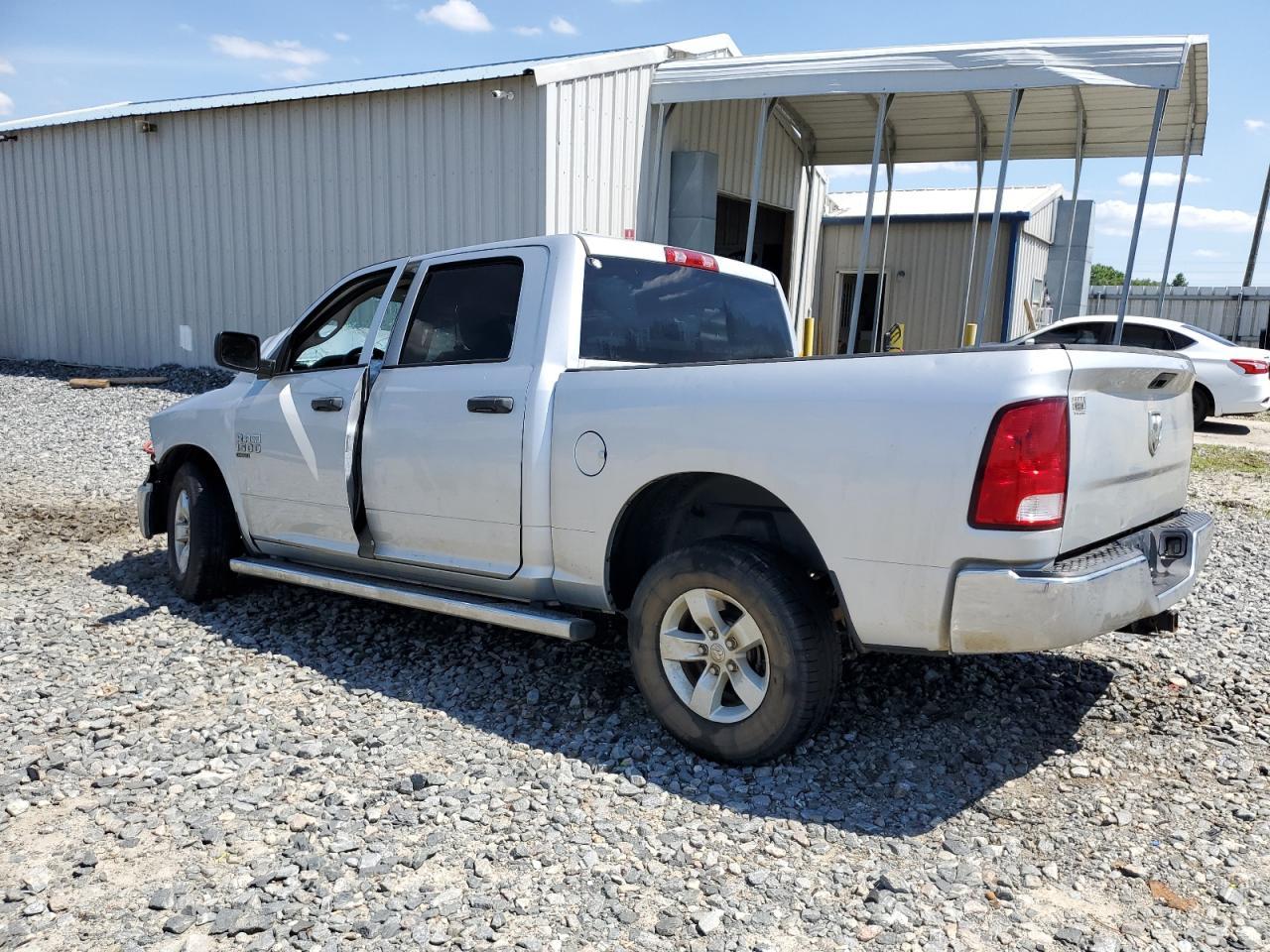 2019 RAM 1500 CLASS - Фото 2