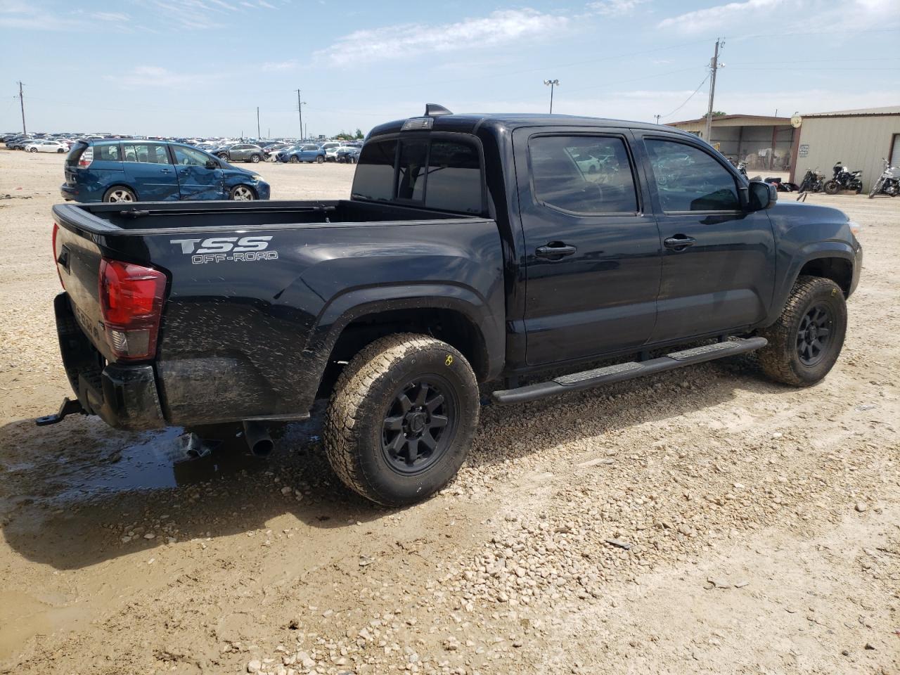 2023 TOYOTA TACOMA DOU - Фото 3