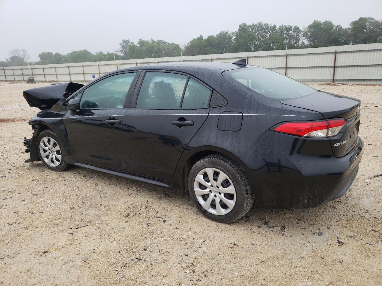 2021 TOYOTA COROLLA LE - Image 2