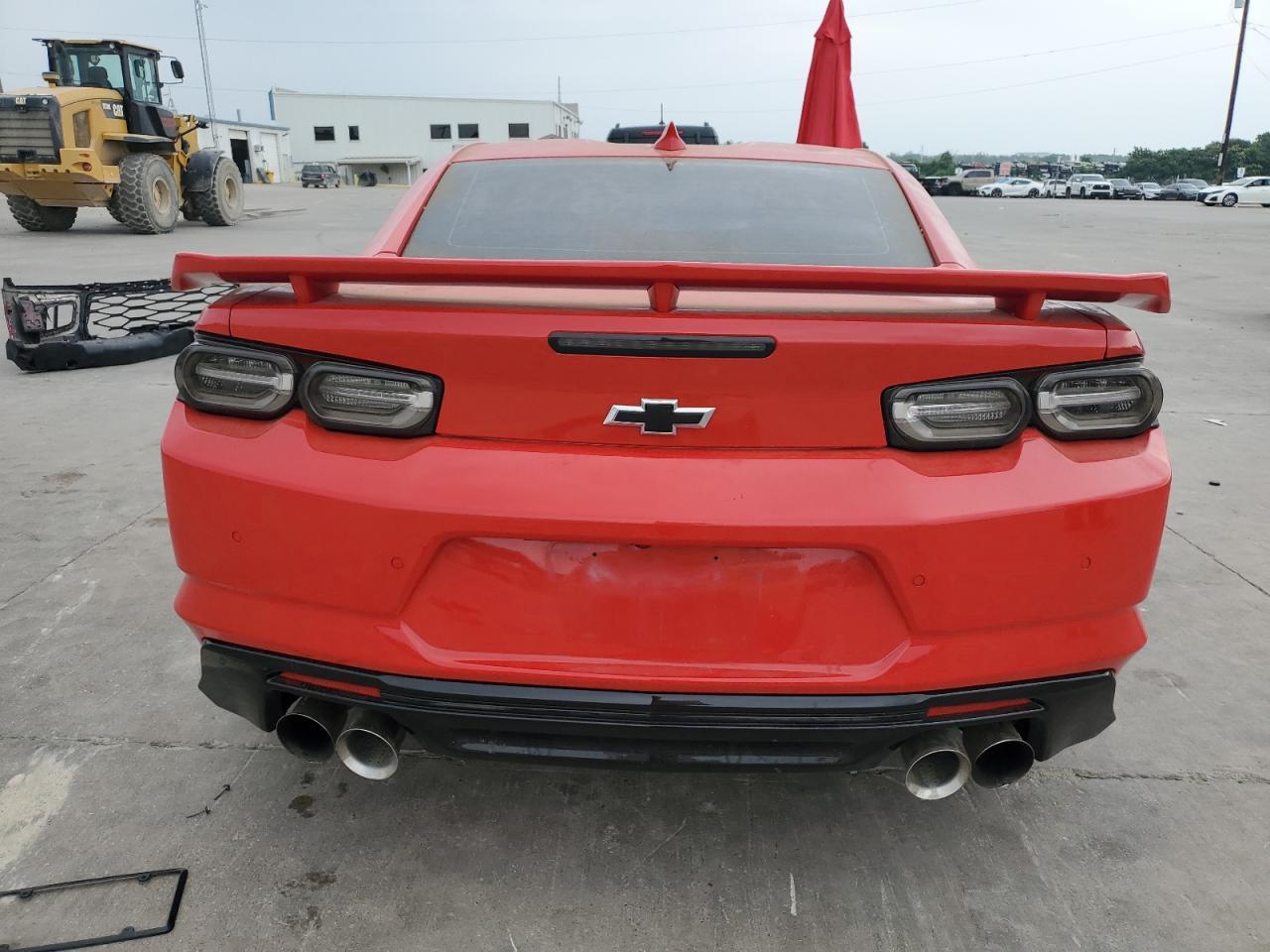 2016 CHEVROLET CAMARO SS - Image 6