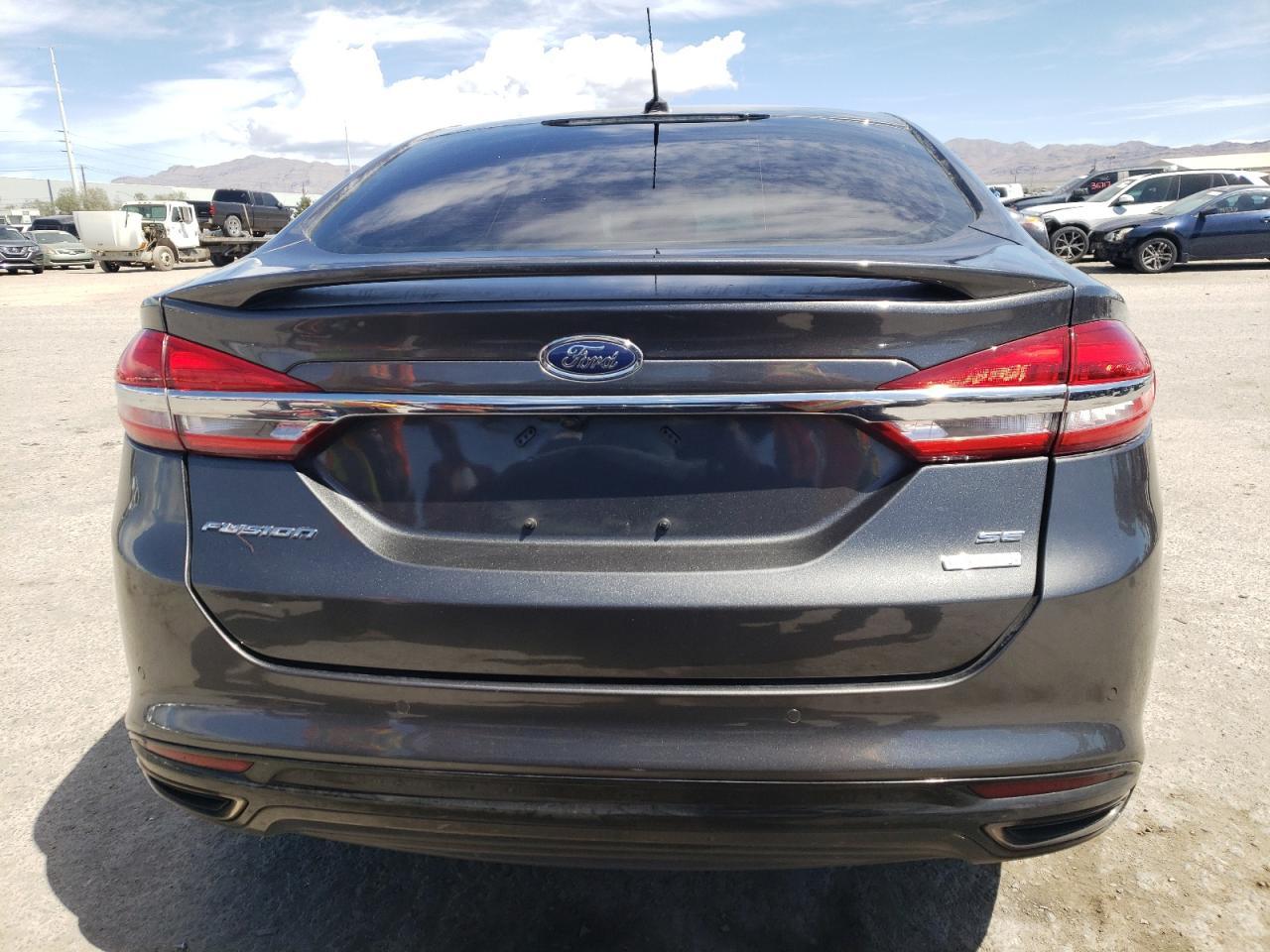 2017 FORD FUSION SE - Image 6