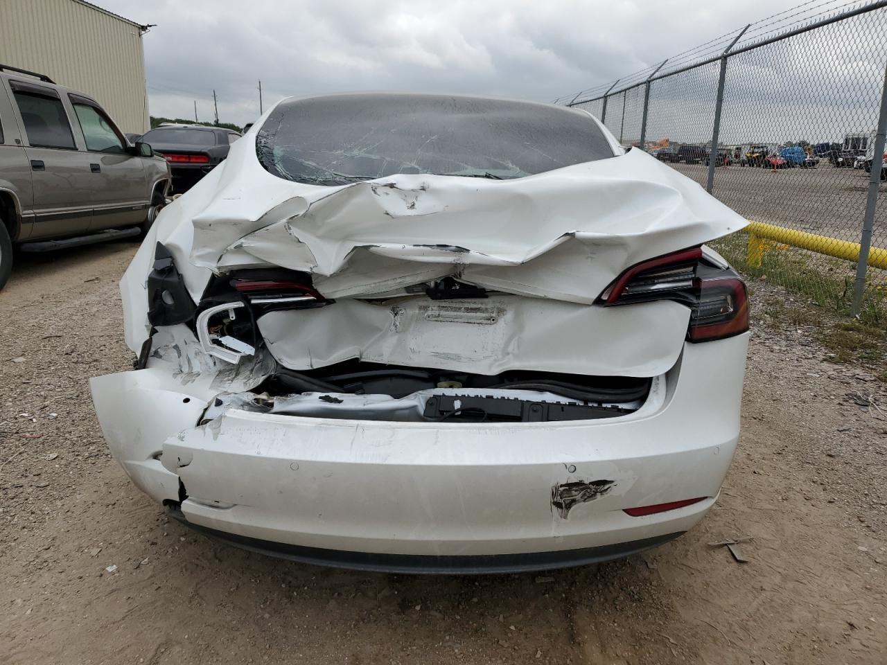 2021 TESLA MODEL 3 - Фото 6