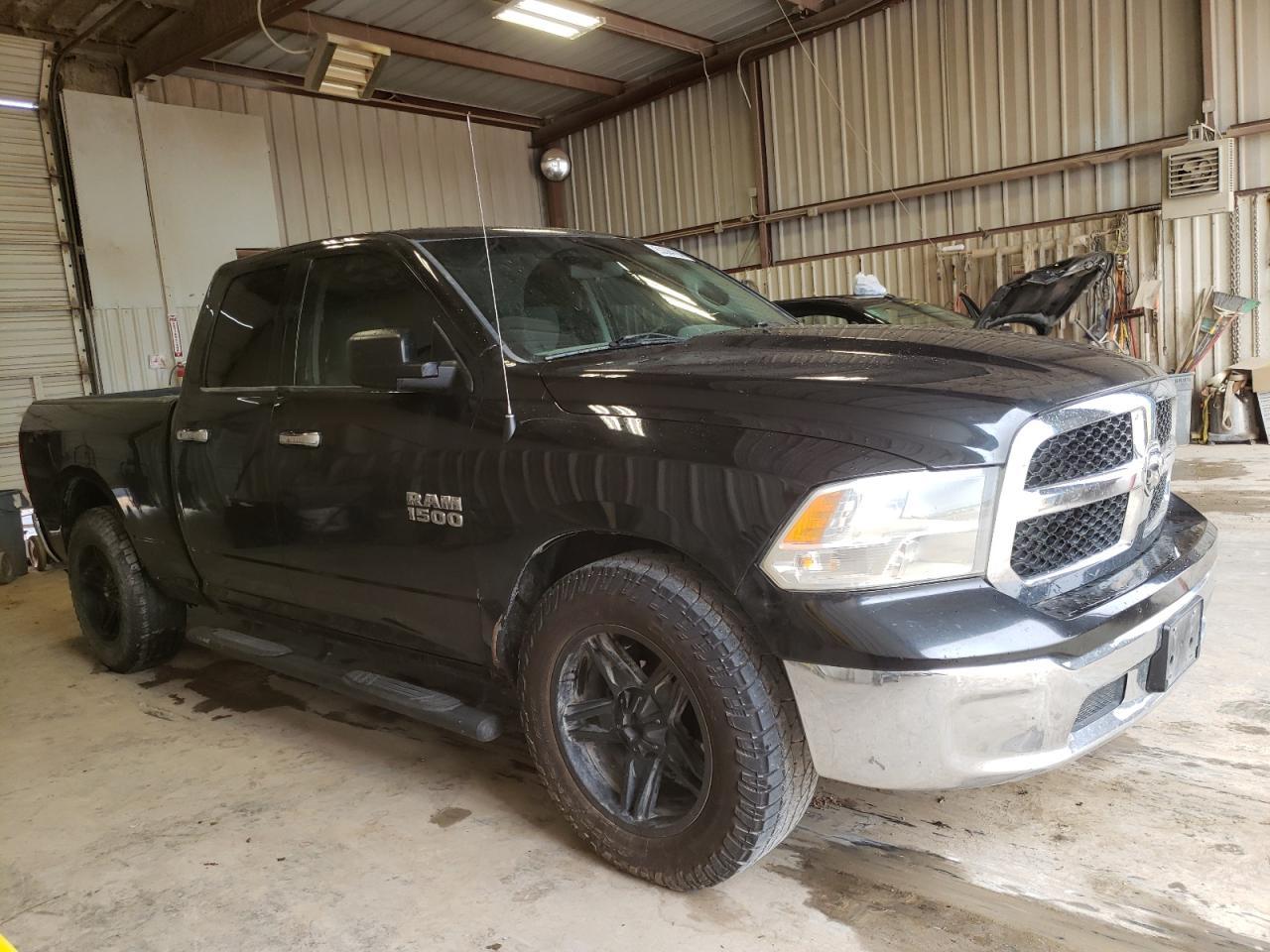 2017 RAM 1500 SLT - Image 4
