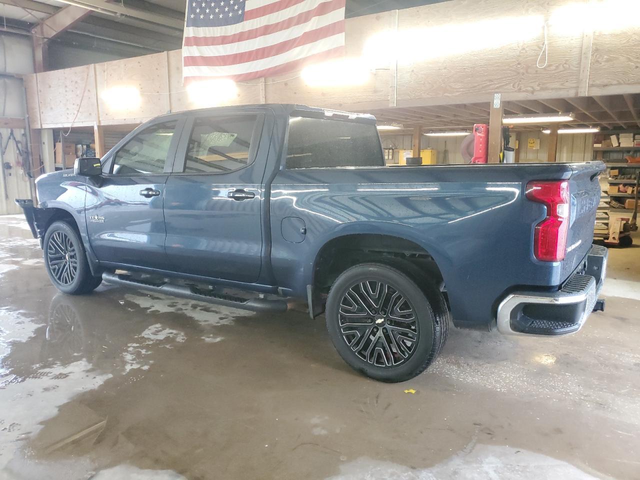 2019 CHEVROLET SILVERADO - Image 2