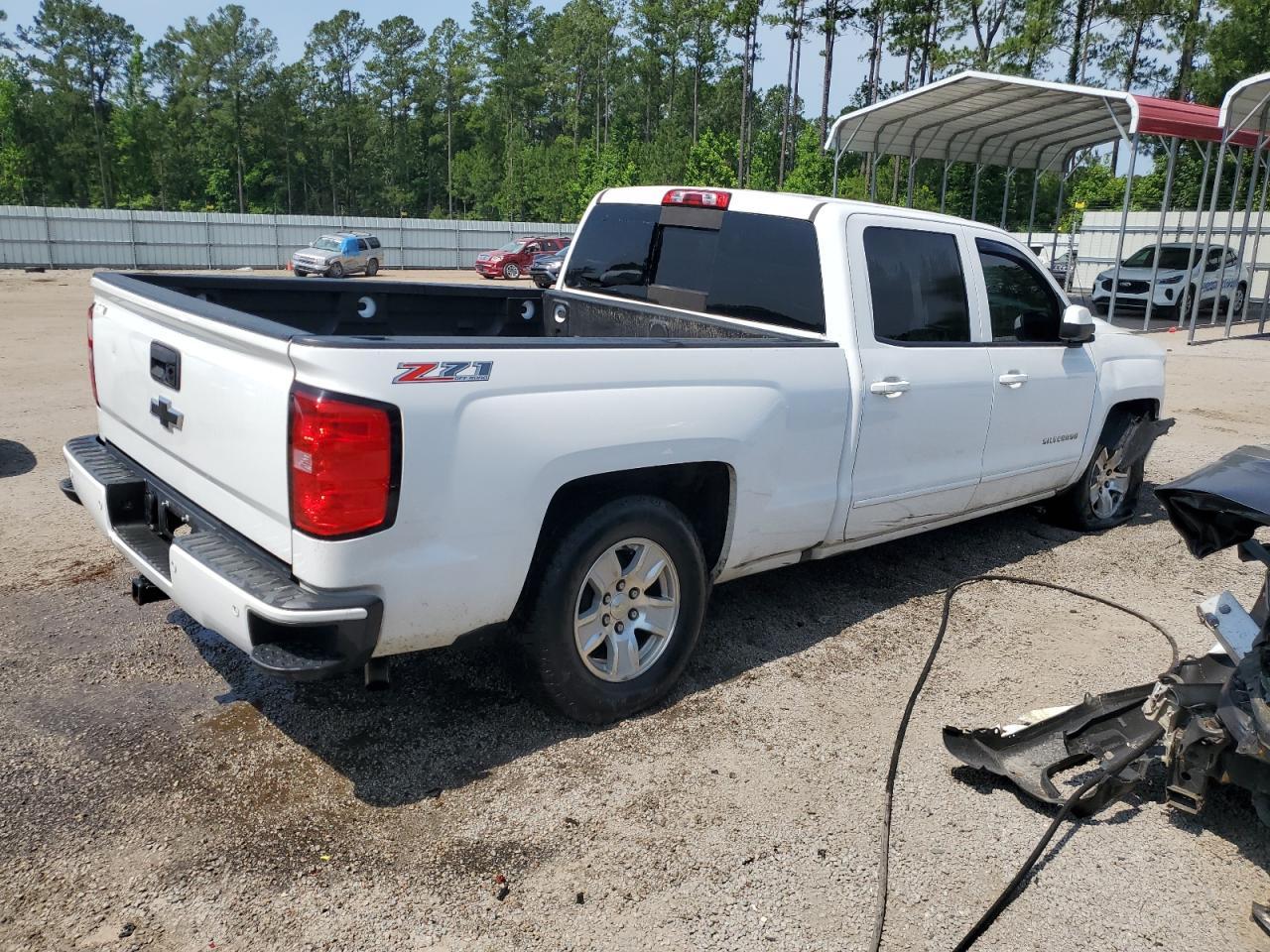 2017 CHEVROLET SILVERADO - Image 3